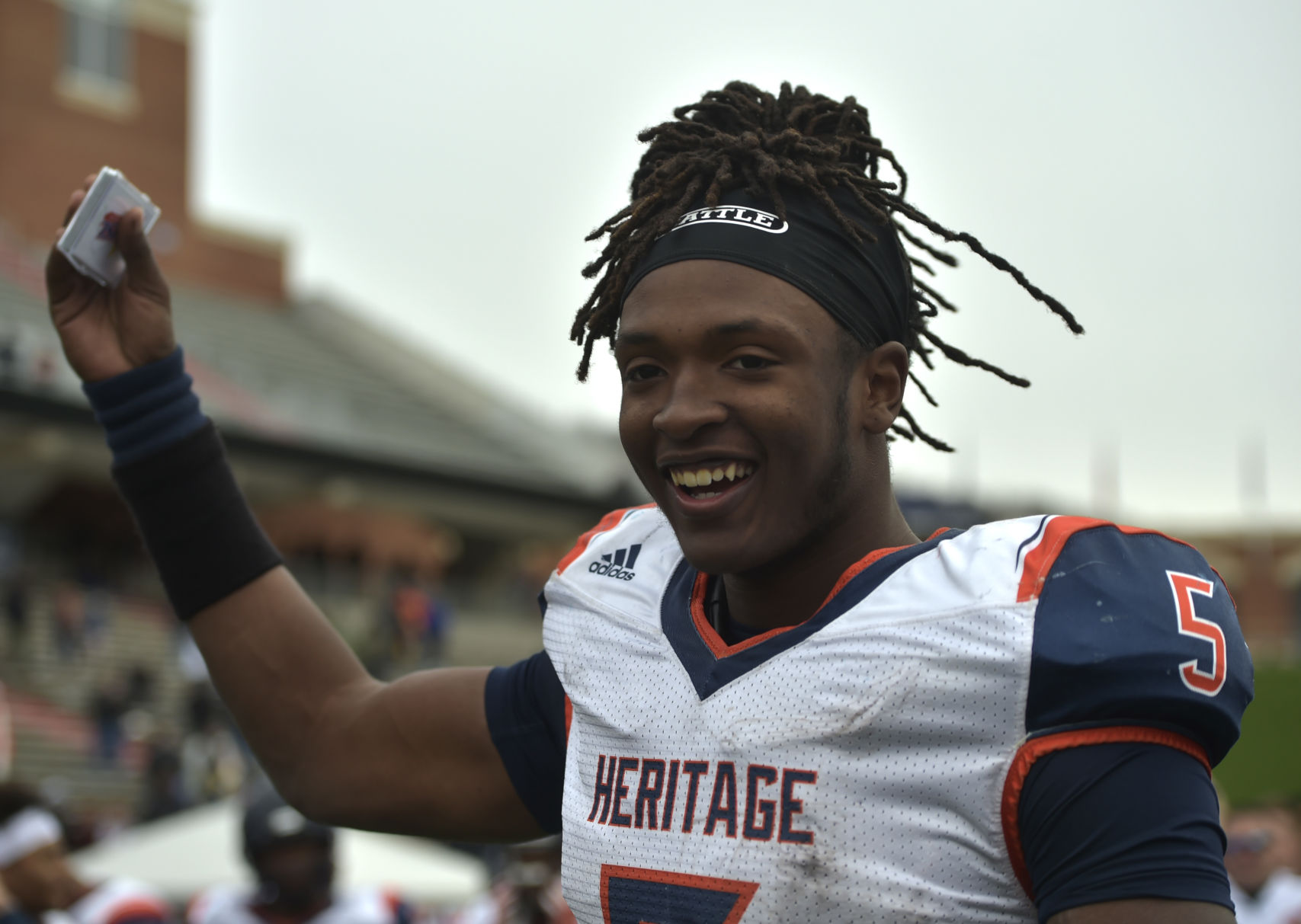 LNA 12092018 Heritge High Wins20.JPG